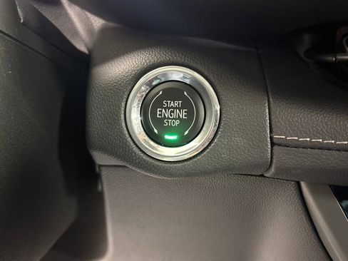 Certified 2023 Buick Envision Preferred image 38