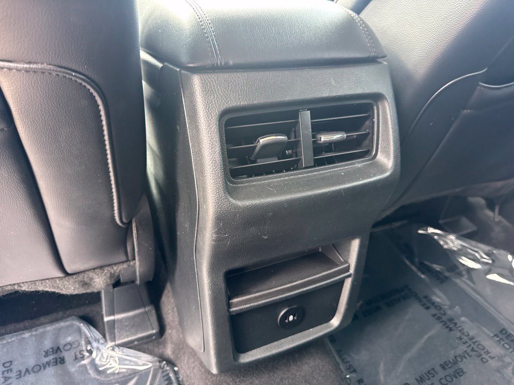 Used 2024 Ford Edge SEL AWD/4WD image 21