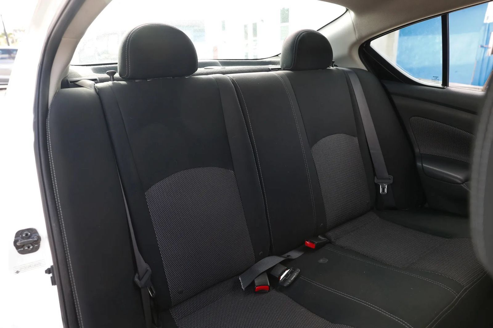 Used 2018 Nissan Versa SV FWD image 21