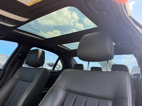 Used 2014 Mercedes-Benz E 350 4MATIC Sedan image 19