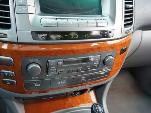 Used 2007 Lexus LX 470 4WD image 19