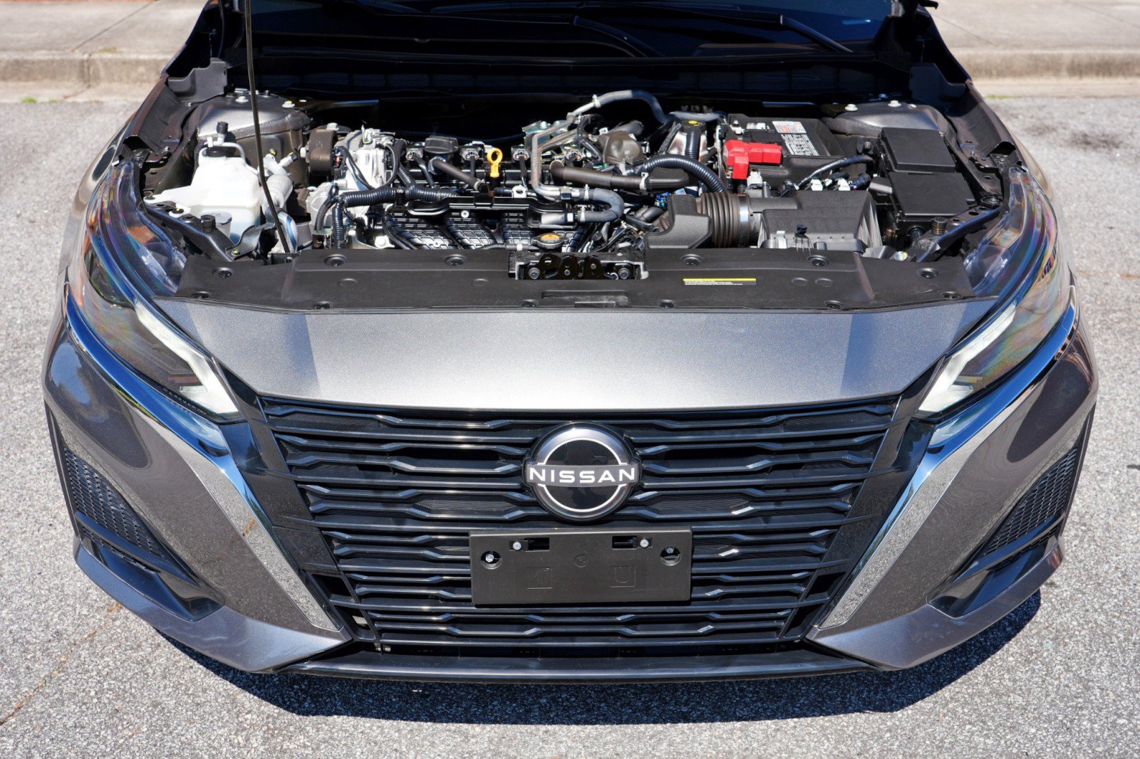 Used 2025 Nissan Altima 2.5 SV FWD image 7