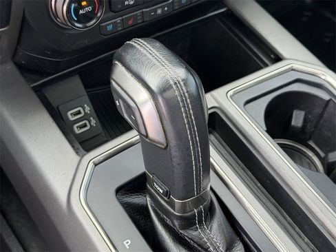 Used 2017 Ford F150 Raptor w/ Equipment Group 802A Luxury image 21