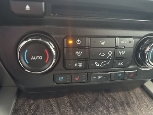 Used 2017 Ford F350 Lariat w/ Lariat Ultimate Package image 8