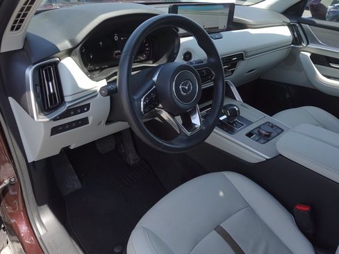 Certified 2024 MAZDA CX-90 Plug-In Hybrid w/ Premium Plus AWD/4WD image 11