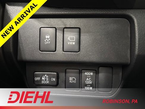 Used 2023 Toyota Tacoma TRD Off-Road image 22