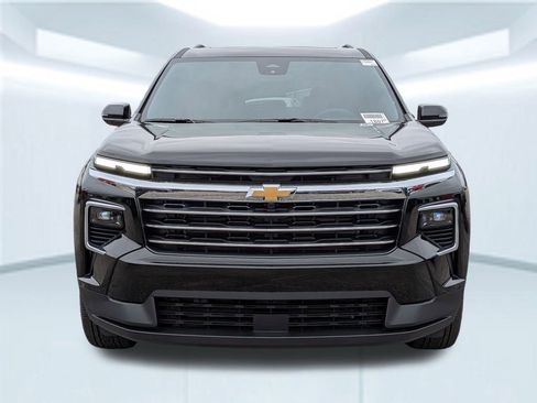 New 2026 Chevrolet Traverse LT w/ Sun and Wheel Package FWD image 10