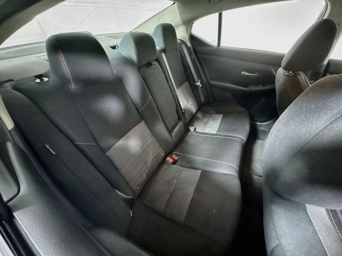 Used 2021 Nissan Sentra SR FWD image 22