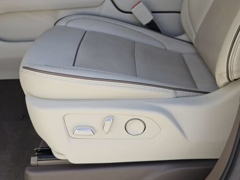 Used 2023 GMC Yukon XL Denali w/ LPO, Floor Liner Package AWD/4WD image 26