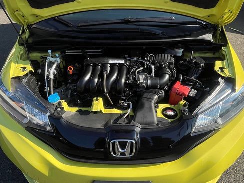 Used 2016 Honda Fit LX image 4
