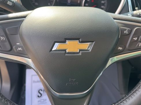 Used 2022 Chevrolet Equinox LT image 21