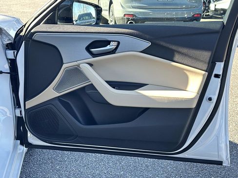 Certified 2025 Acura TLX w/ Technology Package image 13