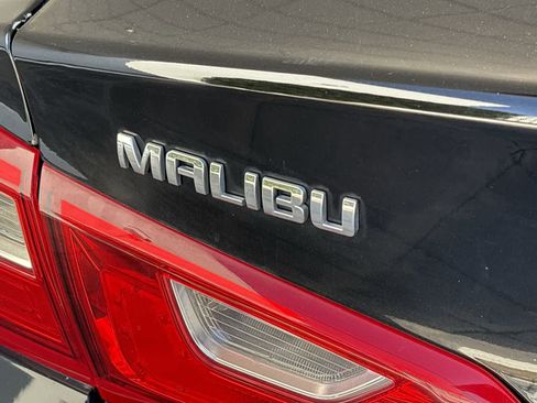 Used 2016 Chevrolet Malibu LT image 7