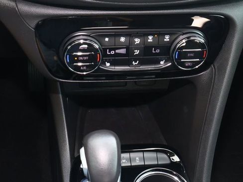 Used 2023 Buick Encore GX Essence w/ Experience Buick Package image 26