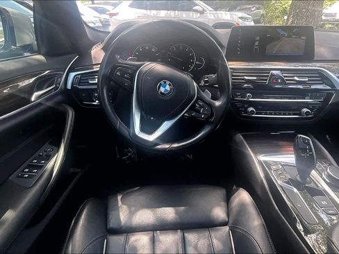 Used 2018 BMW 530i RWD image 6