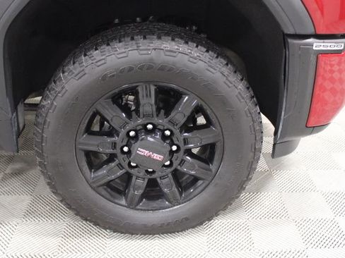 Certified 2024 GMC Sierra 2500 AT4 w/ Technology Package image 47