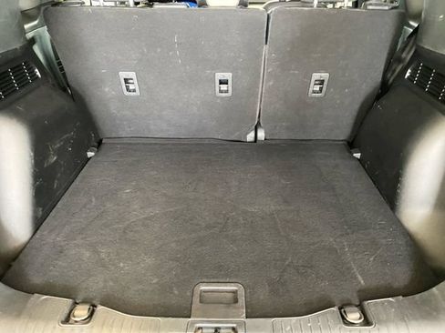 Used 2021 Ford Escape SEL w/ Technology Package AWD/4WD image 19