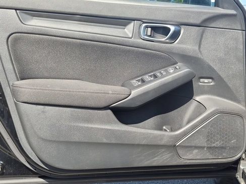 Used 2025 Honda Civic Sport image 11