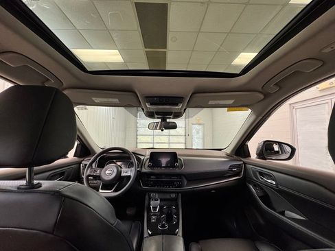 Used 2023 Nissan Rogue SV w/ SV Premium B Package AWD/4WD image 21