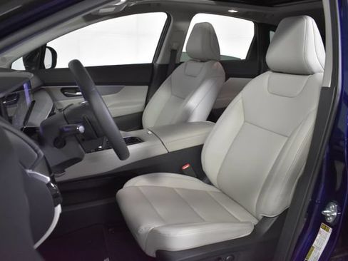 Used 2025 Nissan Murano SL w/ Cargo Package AWD/4WD image 9