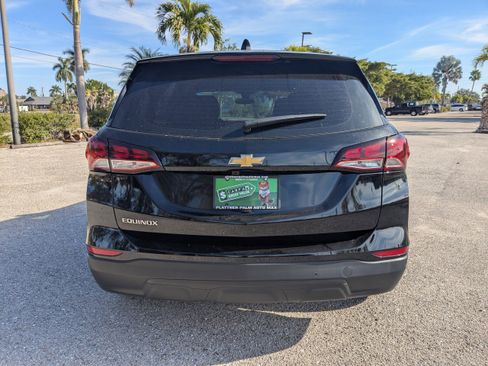 Used 2024 Chevrolet Equinox LS w/ Driver Confidence II Package FWD image 5