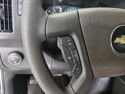 Used 2025 Chevrolet Express 2500 w/ Driver Convenience Package RWD image 16