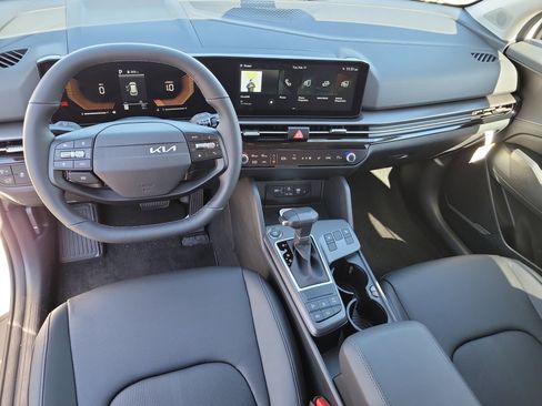 New 2026 Kia Sportage EX image 8
