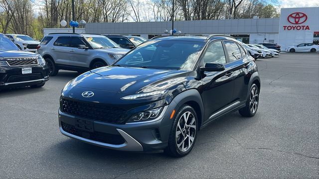 Used 2023 Hyundai Kona Limited w/ Cargo Package AWD/4WD image 3