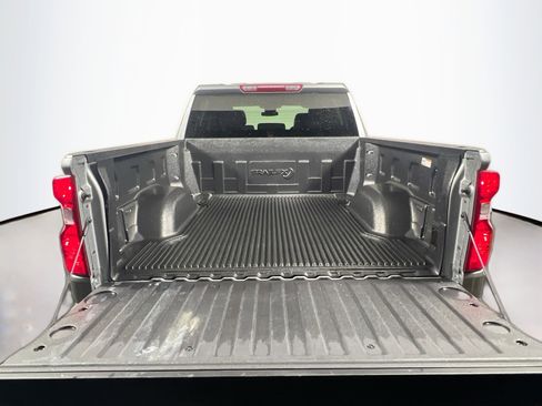 Used 2025 Chevrolet Silverado 1500 LT image 35