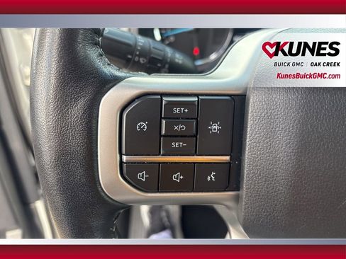 Used 2024 Ford Expedition Max XLT image 18