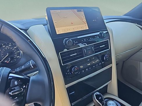 Used 2024 INFINITI QX80 Sensory w/ Cargo Package image 22