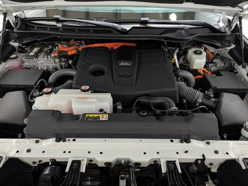 Used 2023 Toyota Sequoia Limited image 34