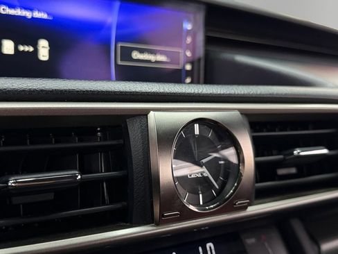 Used 2018 Lexus IS 300 F Sport RWD image 23