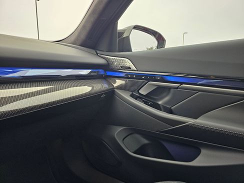 New 2026 BMW M5 w/ Carbon Package image 27