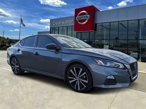 Used 2021 Nissan Altima 2.0 SR image 1
