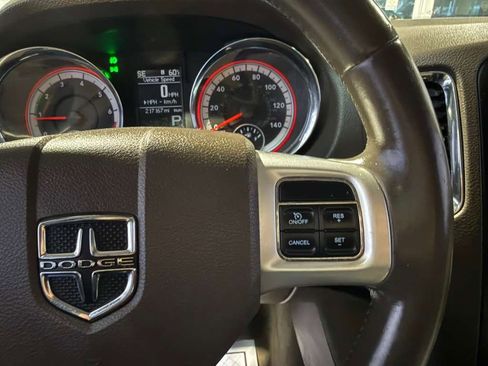 Used 2011 Dodge Durango Crew image 12