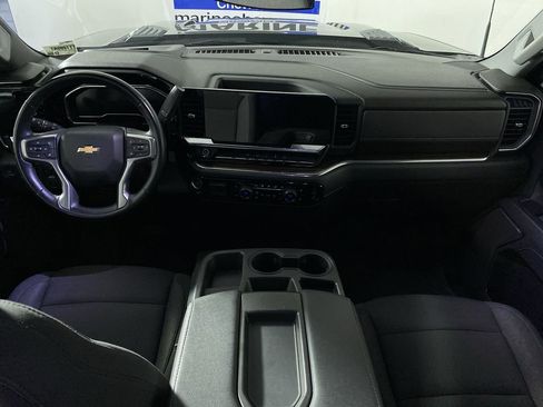 Used 2024 Chevrolet Silverado 2500 LT AWD/4WD image 25