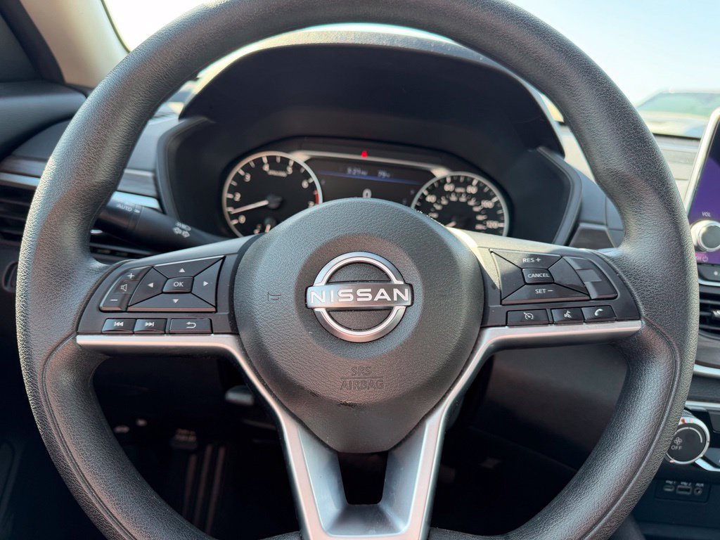 Certified 2025 Nissan Altima 2.5 SV FWD image 16