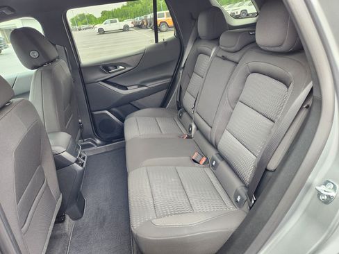 Used 2026 Chevrolet Equinox LT FWD image 11