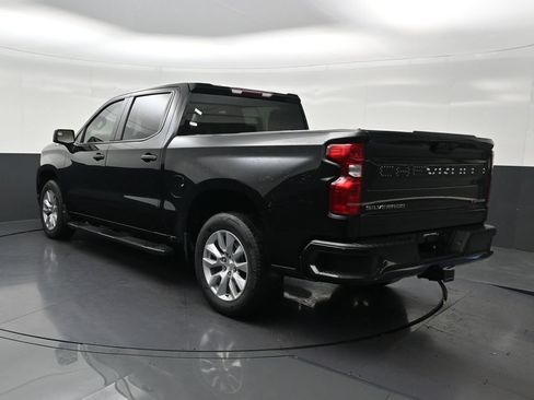 Used 2023 Chevrolet Silverado 1500 Custom RWD image 3