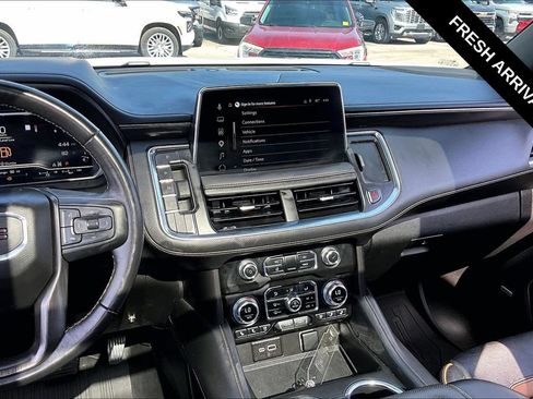 Used 2023 GMC Yukon AT4 w/ Technology Package AWD/4WD image 9