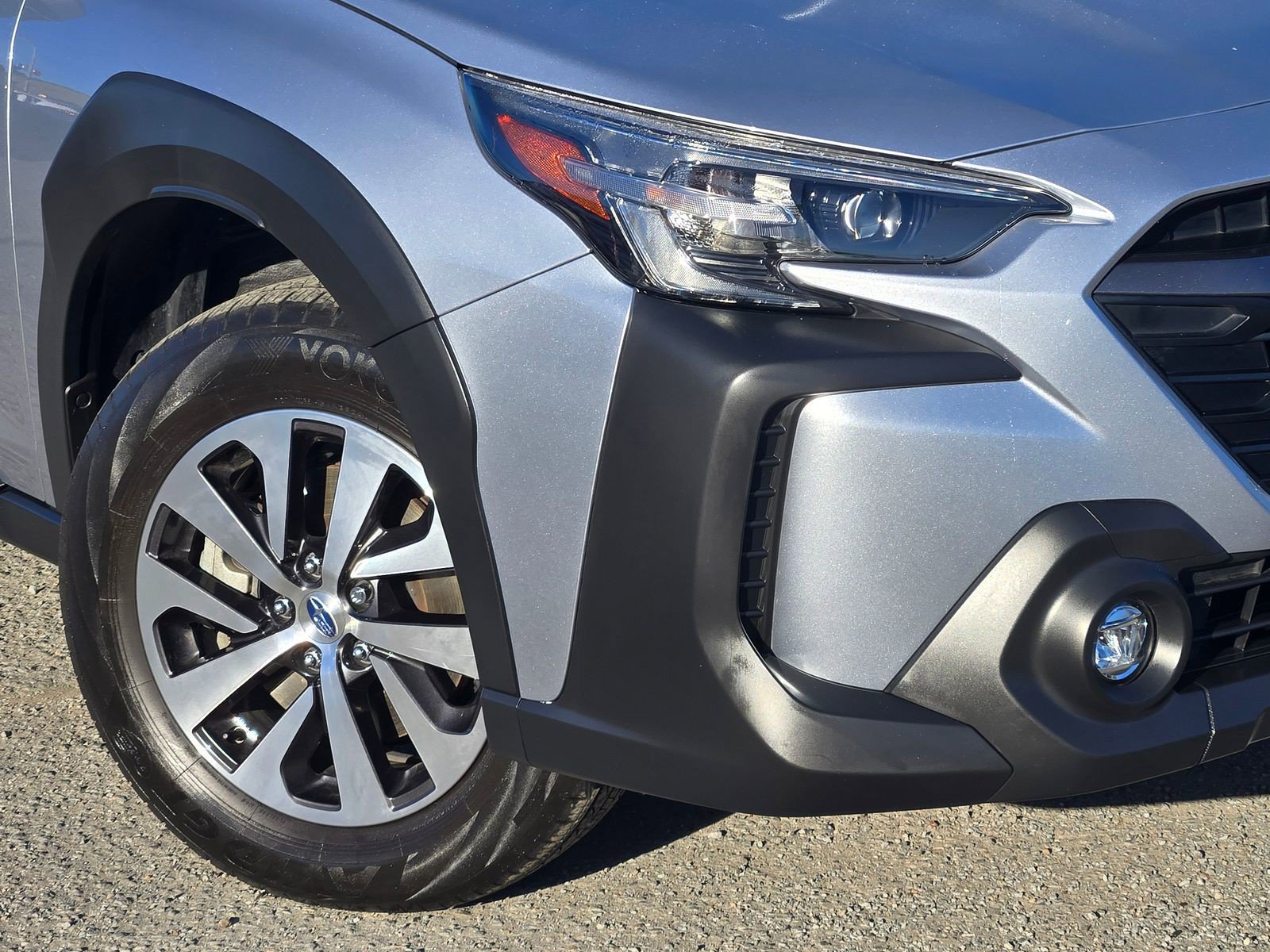 Certified 2025 Subaru Outback AWD/4WD image 9