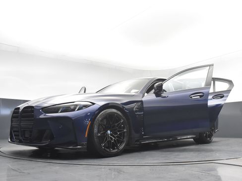 Used 2025 BMW M3 Competition w/ M Carbon Exterior Package AWD/4WD image 34