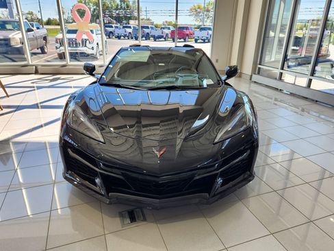 New 2026 Chevrolet Corvette Z06 image 2