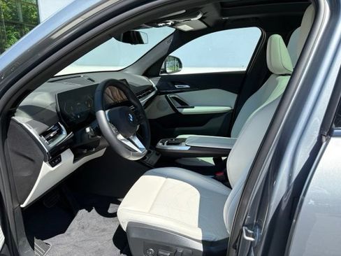 New 2026 BMW X2 xDrive28i w/ Convenience Package AWD/4WD image 10