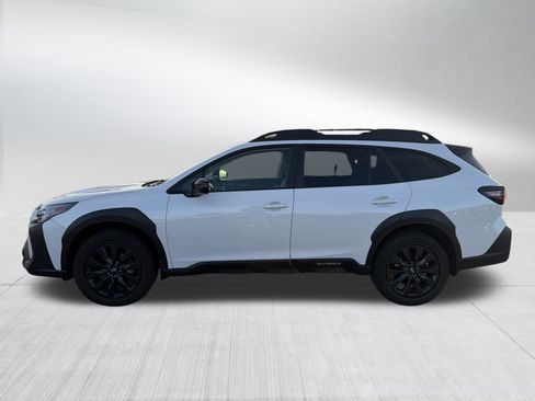 Used 2023 Subaru Outback Onyx Edition XT w/ Popular Package #2 image 4