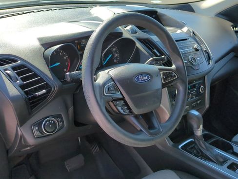 Used 2017 Ford Escape SE image 14