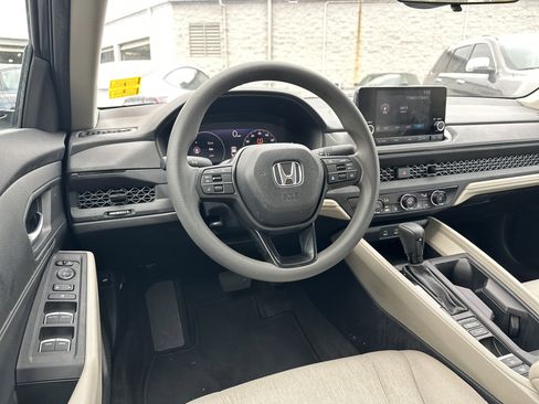 Used 2024 Honda Accord LX image 21