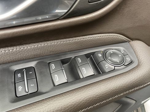 Used 2024 GMC Yukon Denali w/ Denali Reserve Package image 27