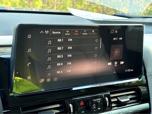 New 2026 Nissan Pathfinder SL image 8